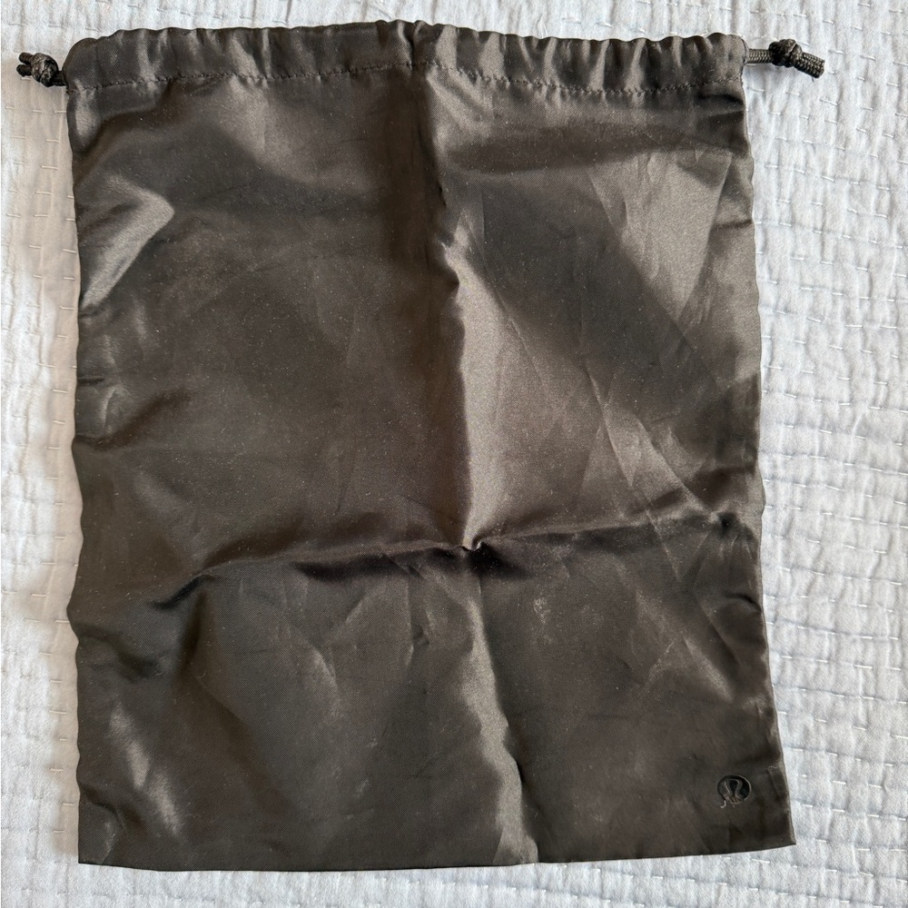 Black Drawstring Pouch - Picture 2 of 4